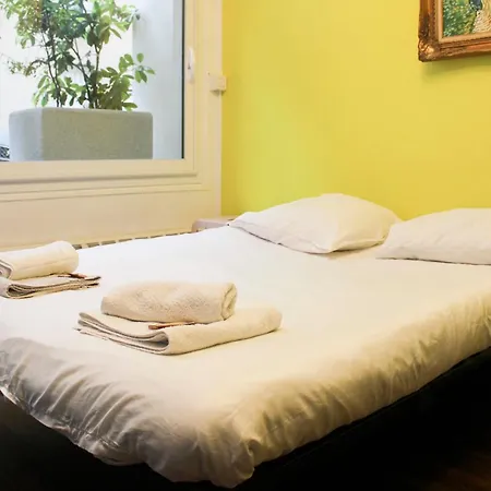 Colored Appt To Beaugrenelle Apartment *