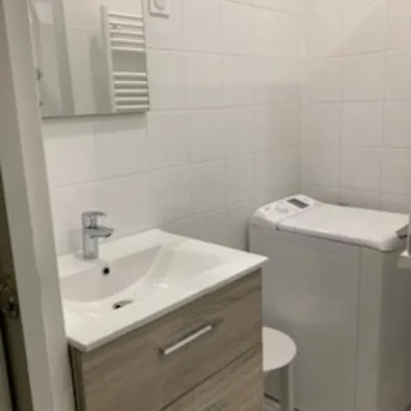 Colored Appt To Beaugrenelle Párizs