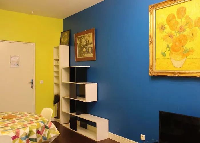 Colored Appt To Beaugrenelle Apartman *