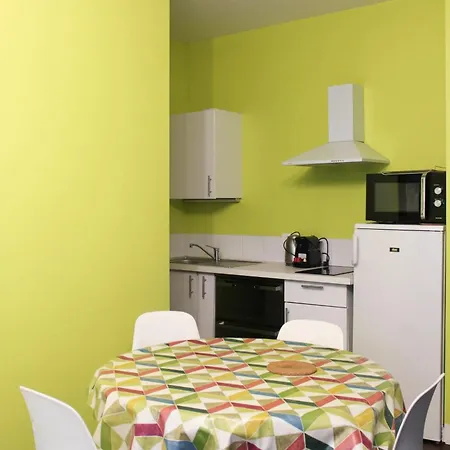 Colored Appt To Beaugrenelle * Париж